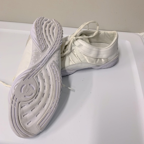Nfinity Evolution cheer shoes - Picture 2 of 2